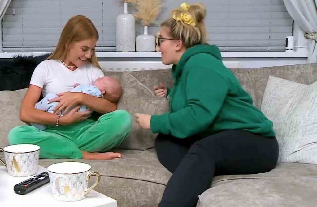 Georgia Bell, star of GOGGLEBOX