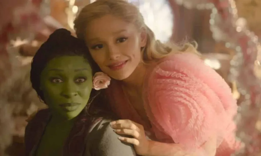 Kristin Chenoweth praises the film, Wicked Kristin Chenoweth praises the film, Wicked